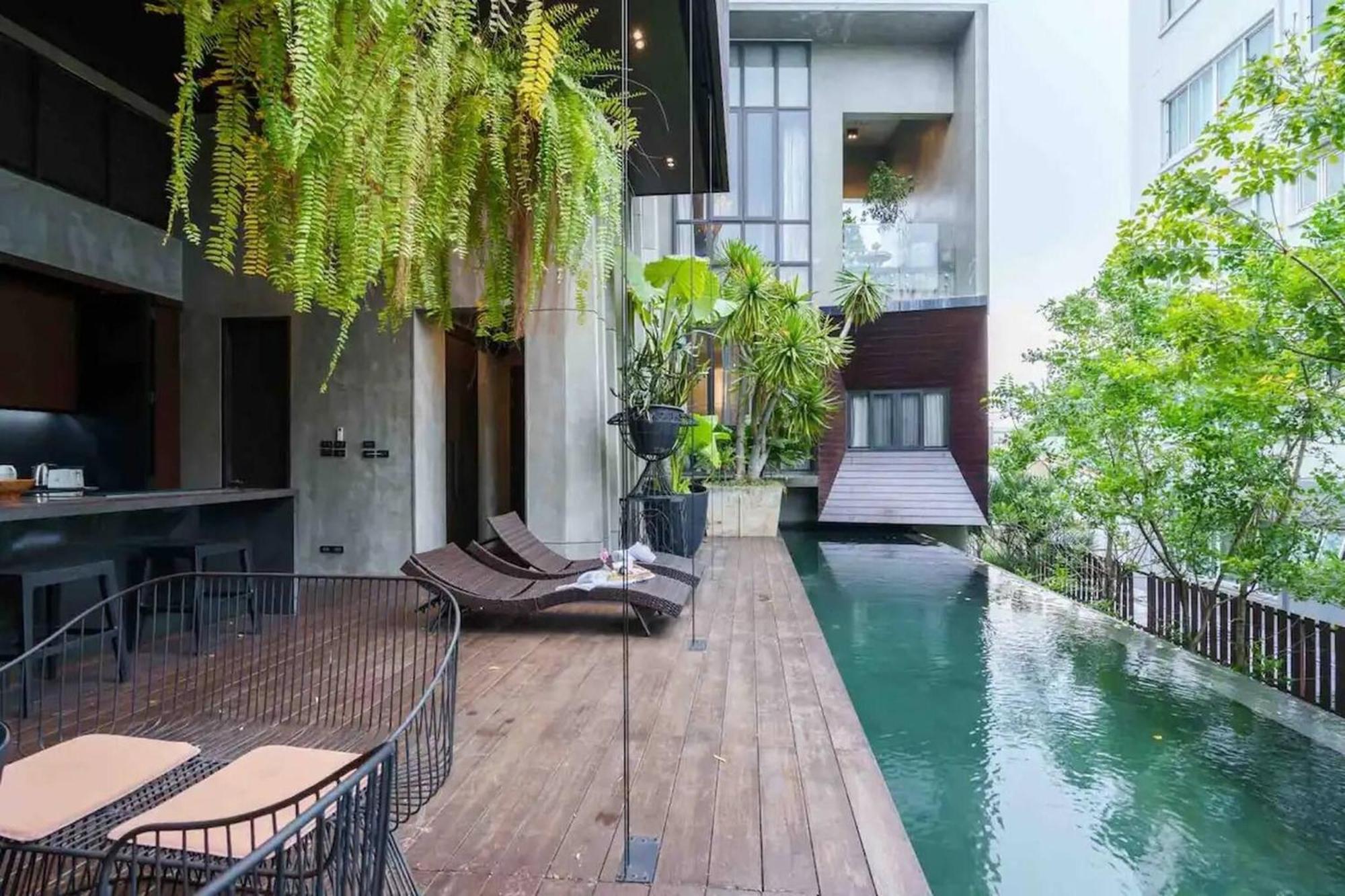 Luxury Modern Pool Jacuzzi 5br Thonglor Villa